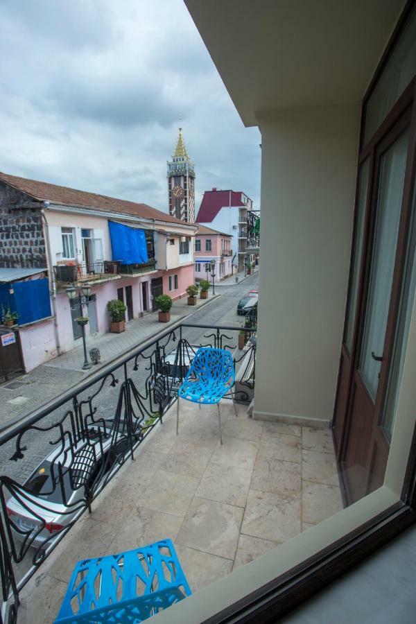 Downtown Hotel Batumi Zewnętrze zdjęcie