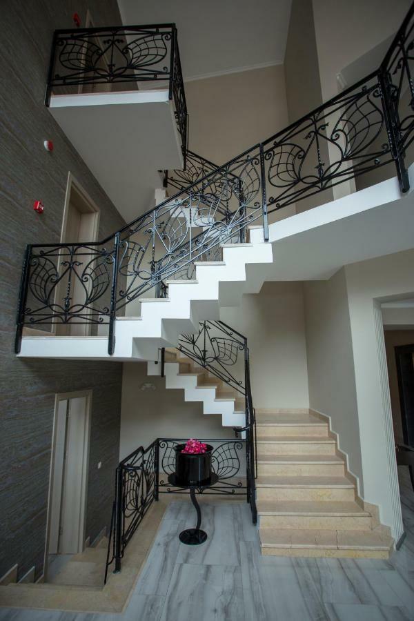Downtown Hotel Batumi Zewnętrze zdjęcie