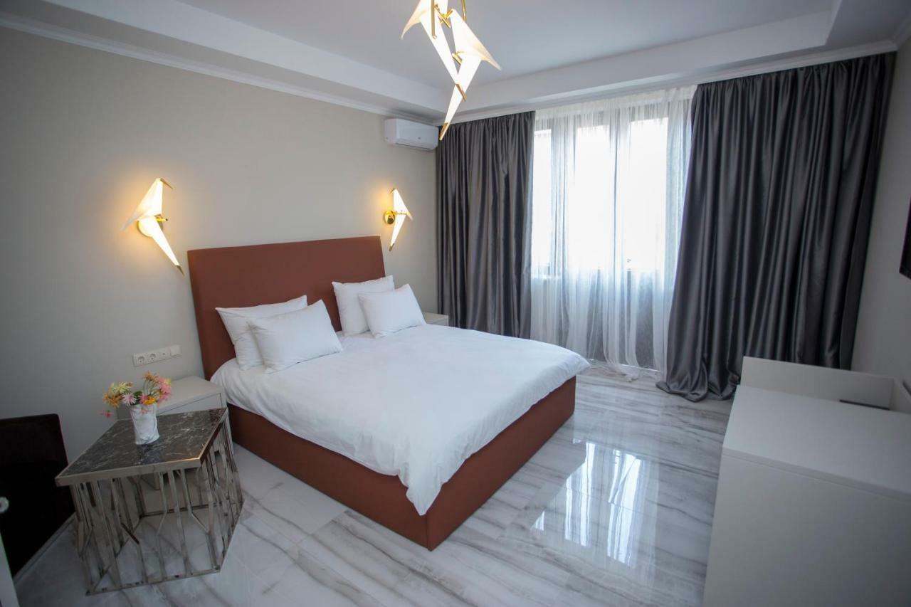 Downtown Hotel Batumi Zewnętrze zdjęcie